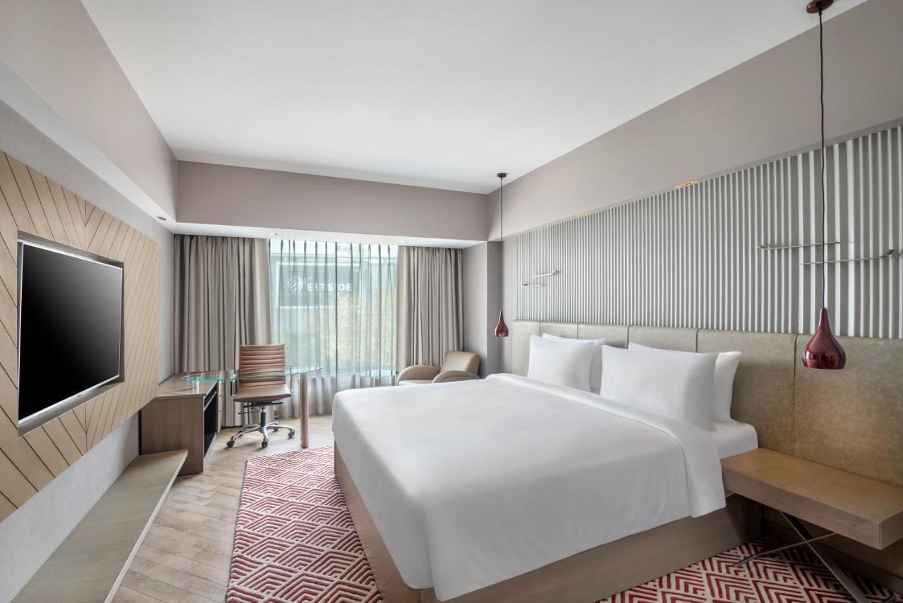 Radisson Hotel Sector 29 Gurugram Gurgaon Bagian luar foto