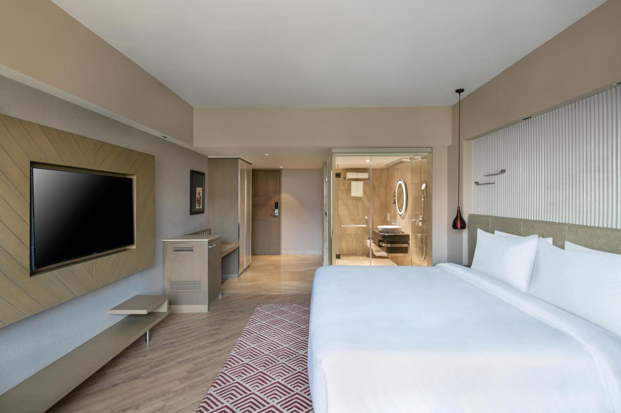 Radisson Hotel Sector 29 Gurugram Gurgaon Bagian luar foto