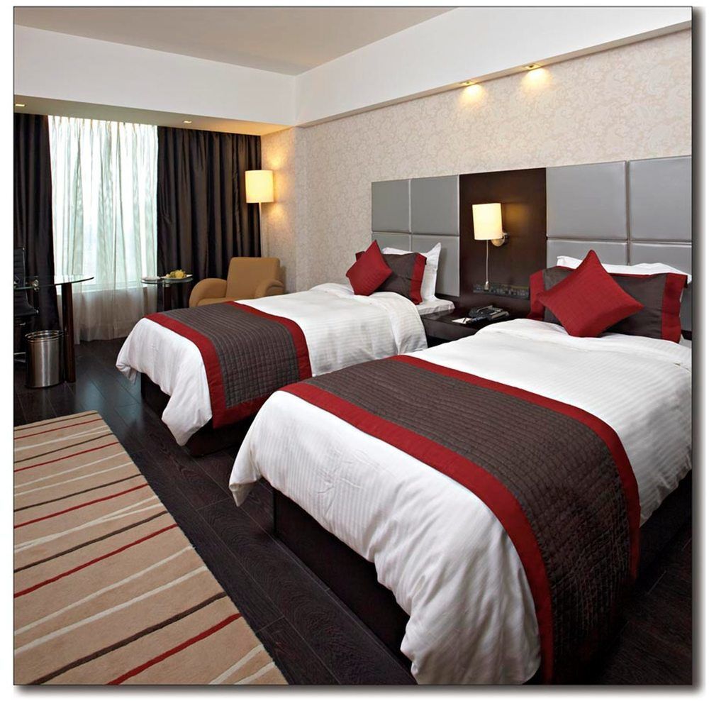 Radisson Hotel Sector 29 Gurugram Gurgaon Bagian luar foto