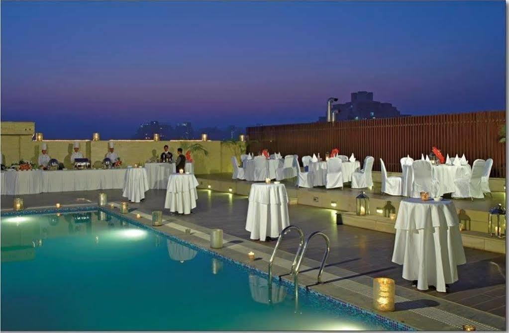 Radisson Hotel Sector 29 Gurugram Gurgaon Bagian luar foto